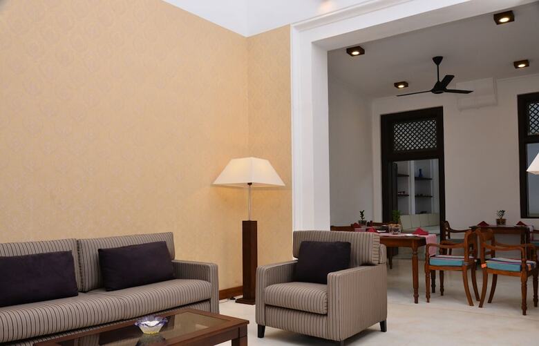 Hotel 56 By Deco (managed By Deco On 44)