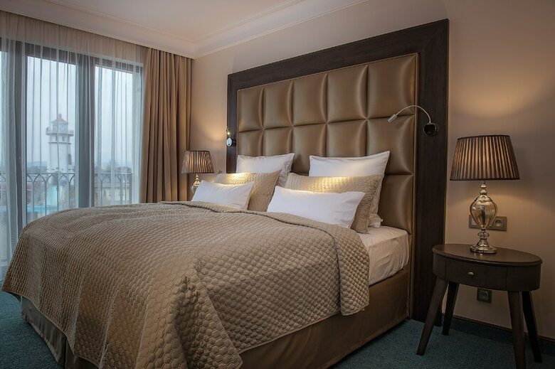 Villa Plaza Boutique Hotel & Spa