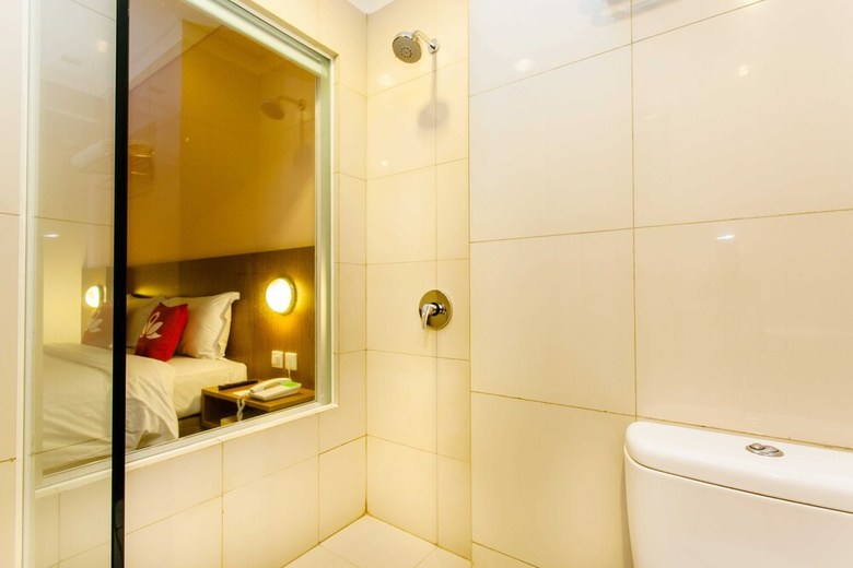 Hotel Zen Premium Pancoran Pomelotel