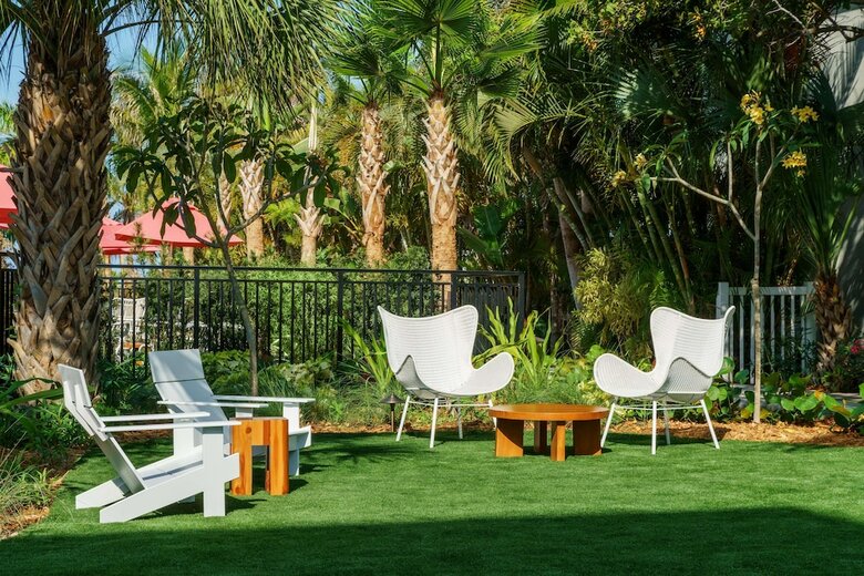 Hotel Howard Johnson St. Petersburg Beach
