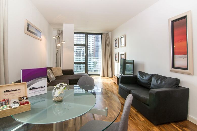 Canary Wharf - Corporate River View Apartments