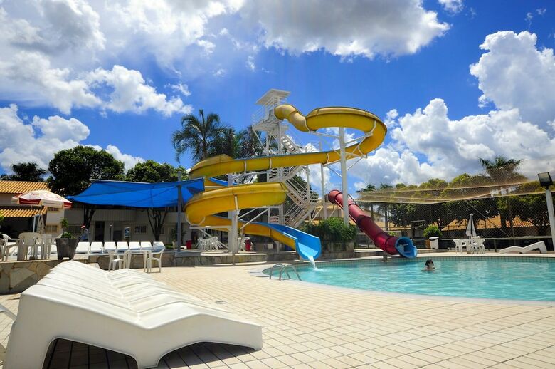 Hotel Diroma Resort