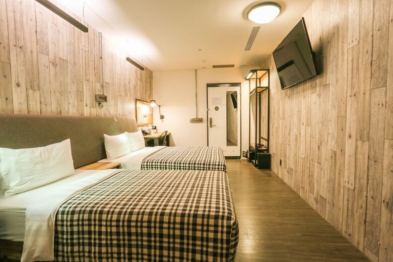 Hotel Papa Whale