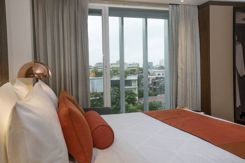Hotel The Way Dhaka
