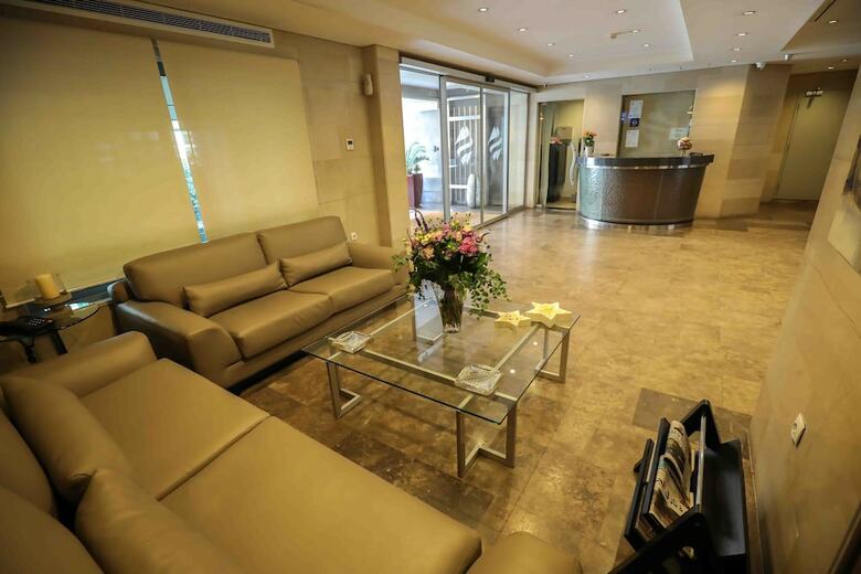 Hotel Sky Suites