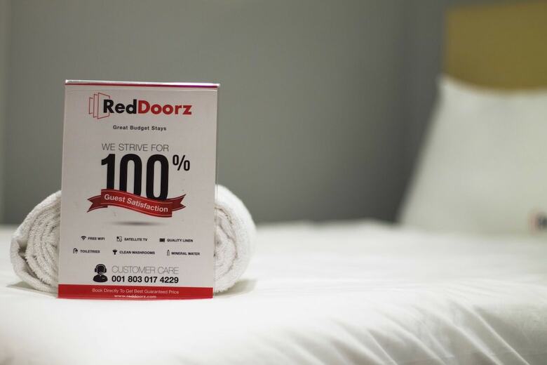 Hotel Reddoorz Plus @ Setiabudi Tengah