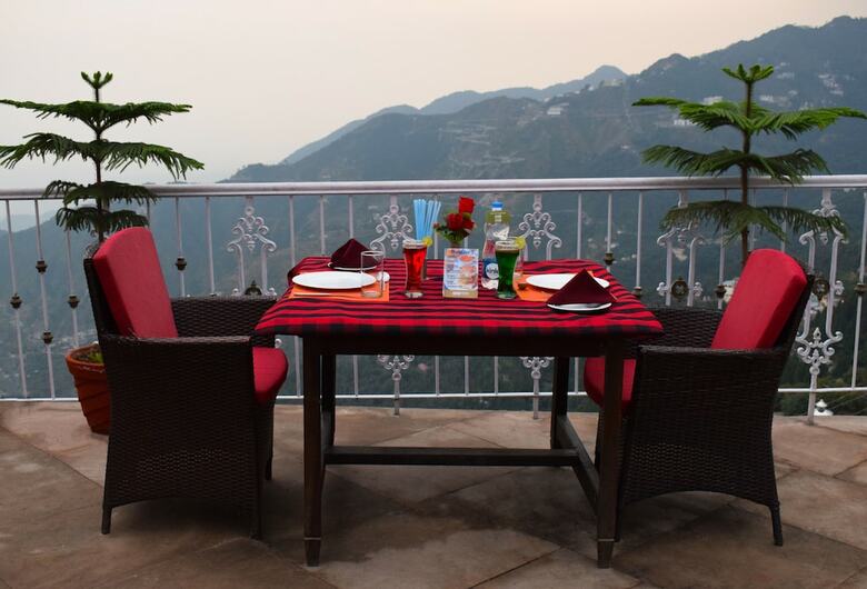 One Earth Royale Boutique Hotel