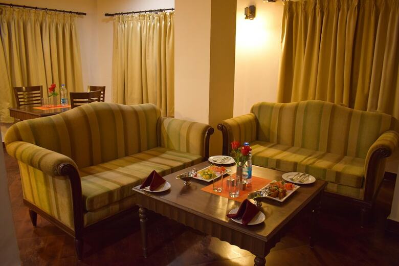 One Earth Royale Boutique Hotel