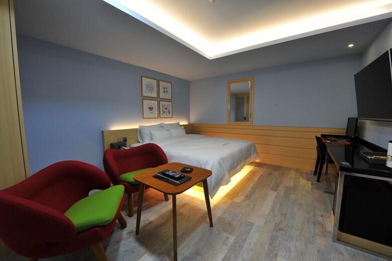Hotel The Grang Nampo (fromerly Ytt)