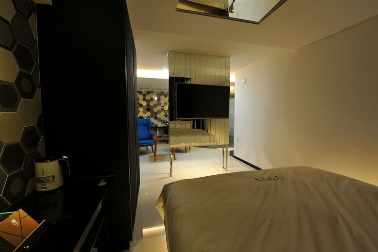 Hotel The Grang Nampo (fromerly Ytt)