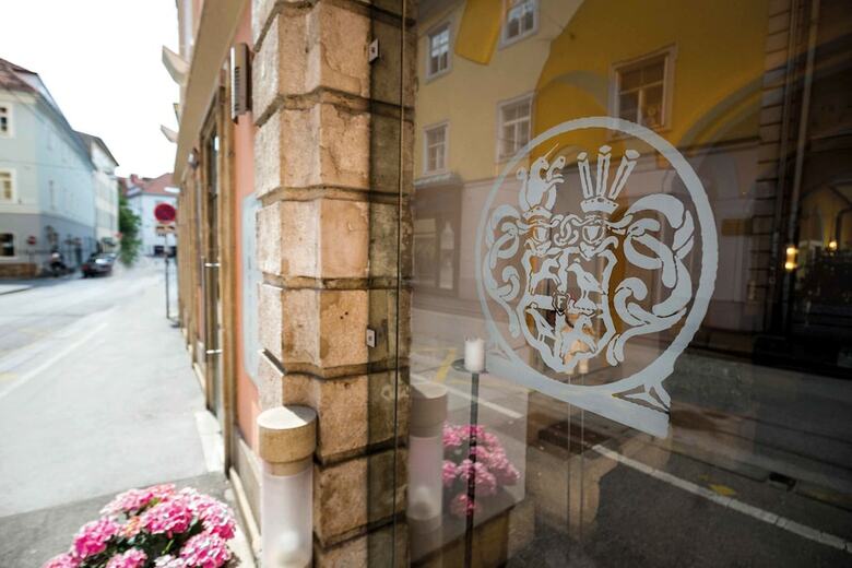 Boutique Hotel Dom - Rooms & Suites