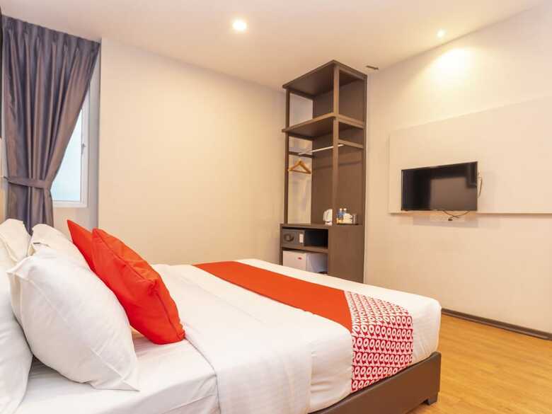 Oyo 44064 De Sweet Boutique Hotel