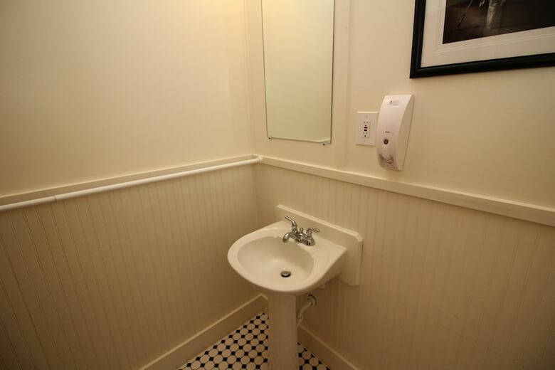 Hotel Nags Head Beach Inn By Kees Vacations
