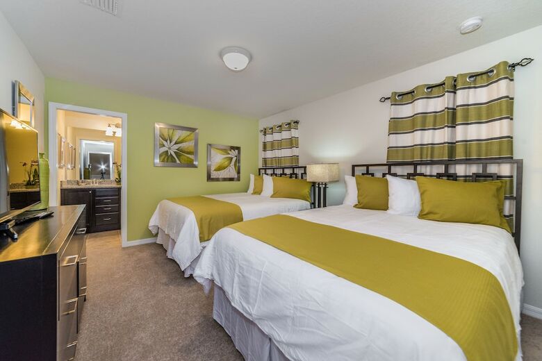 Windsor At Westside Resort By Global Resort Homes