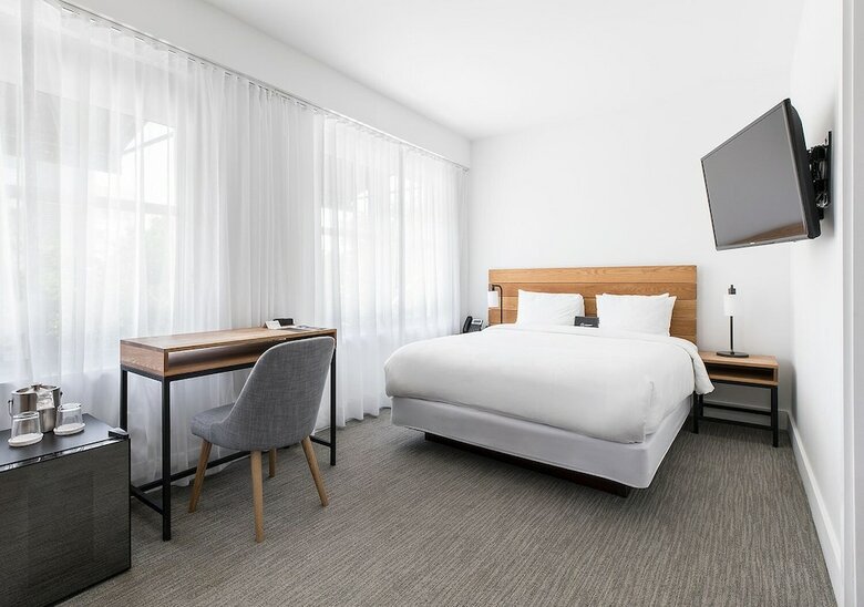 Urbanica The Meridian Hotel