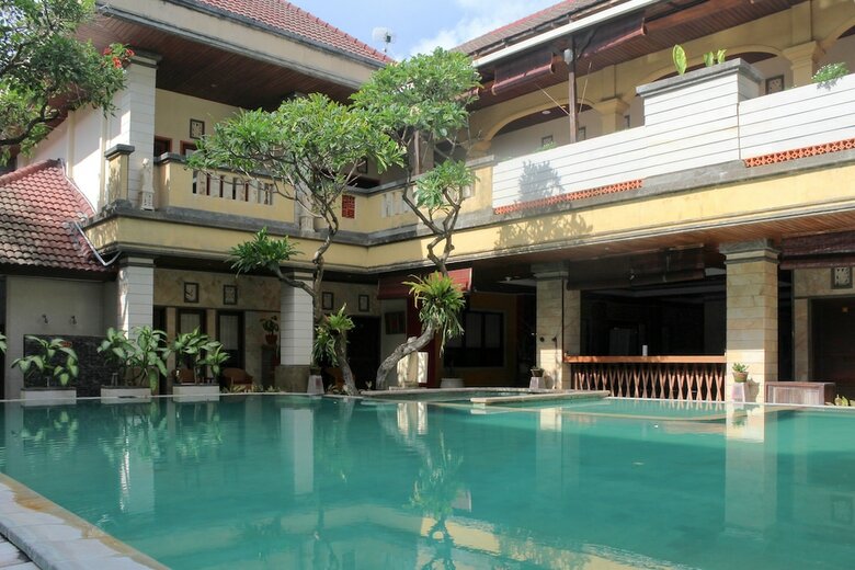 Hotel Airy Legian 83 Kuta Bali