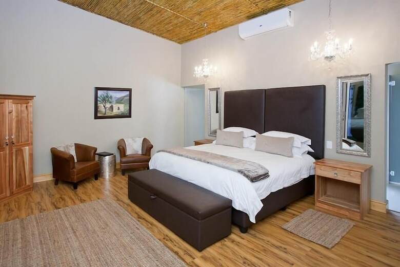 Agroturismo Surval Boutique Olive Estate