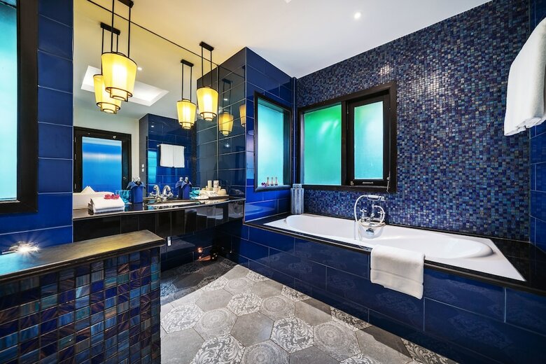 Hotel Akyra Beach Resort Phuket