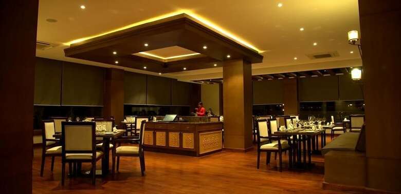 Ariya Hotel