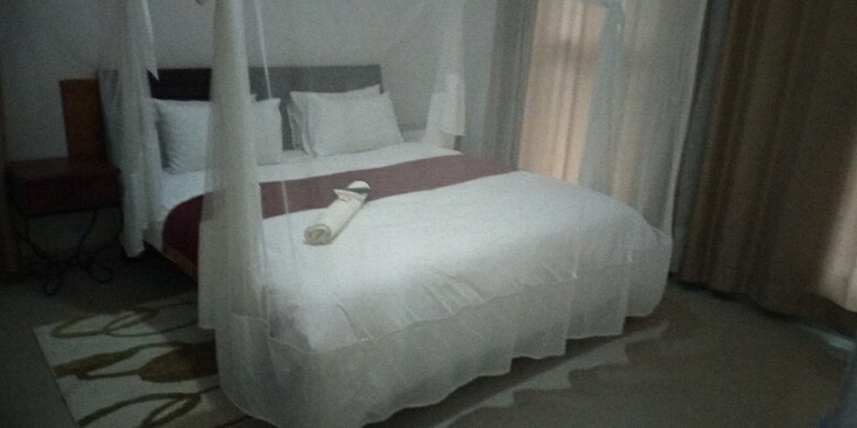 Hotel Kuku Royal Lodge