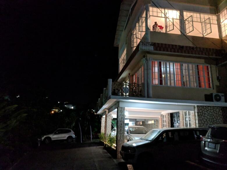Hotel Rockhampton Retreat Guest House