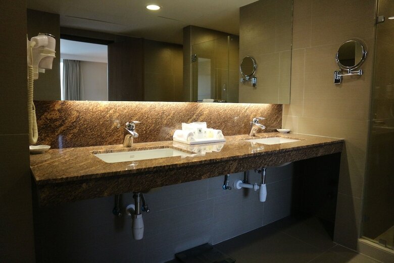 Garden Orchid Hotel