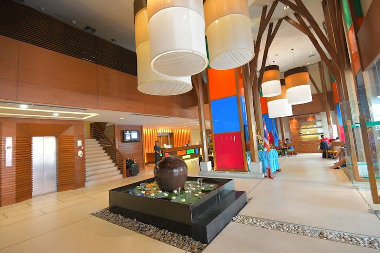 Hotel The Seasons Pattaya