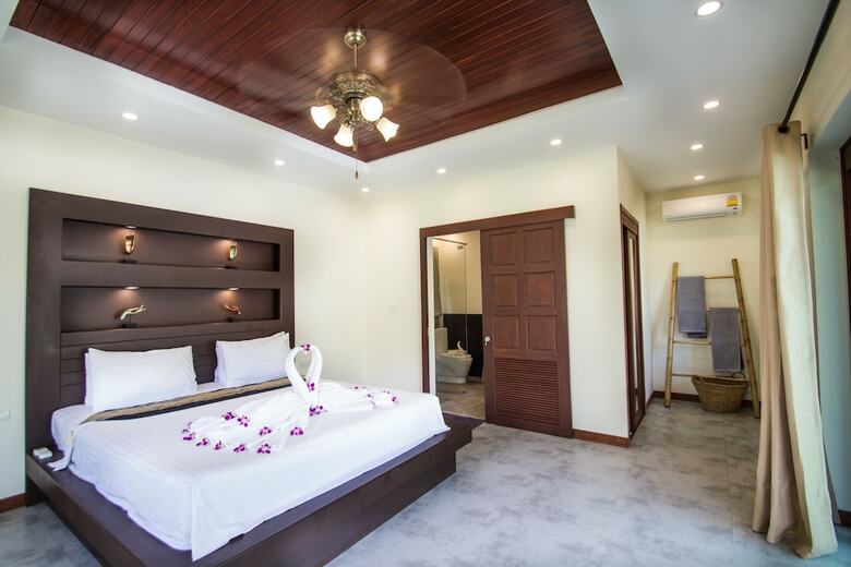 Aonanta Pool Villas