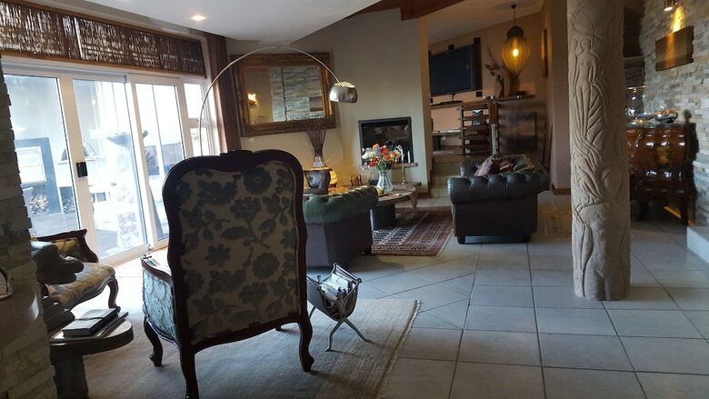 Hotel Kumbaya House