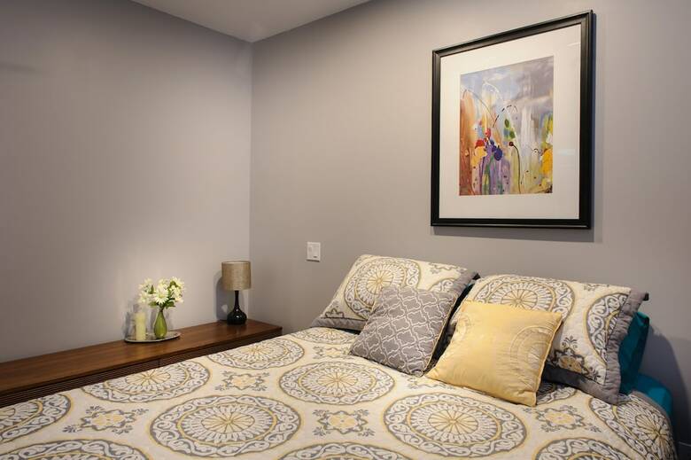 Apartamentos Moncton Suites - 267 Universite Ave