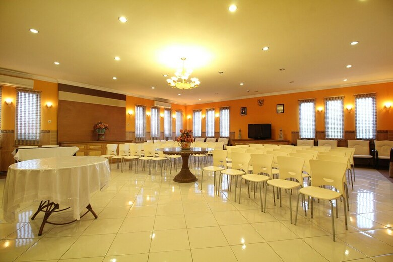Hotel Airy Alun Alun Mastrip 56 Blitar