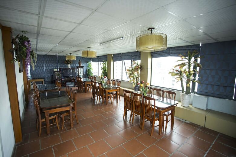 New Lotus Hotel