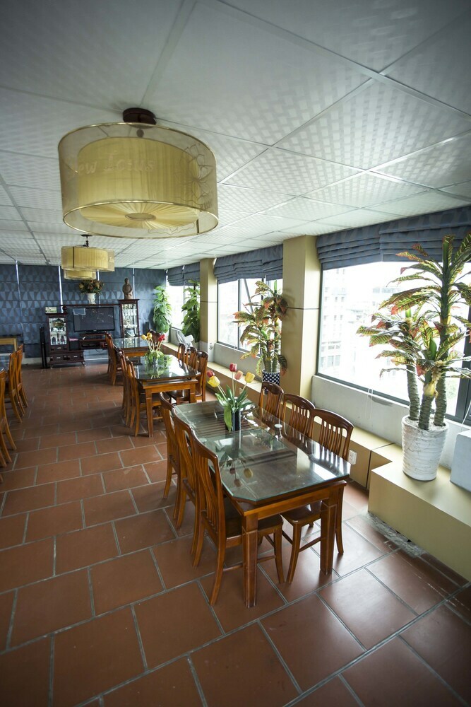 New Lotus Hotel