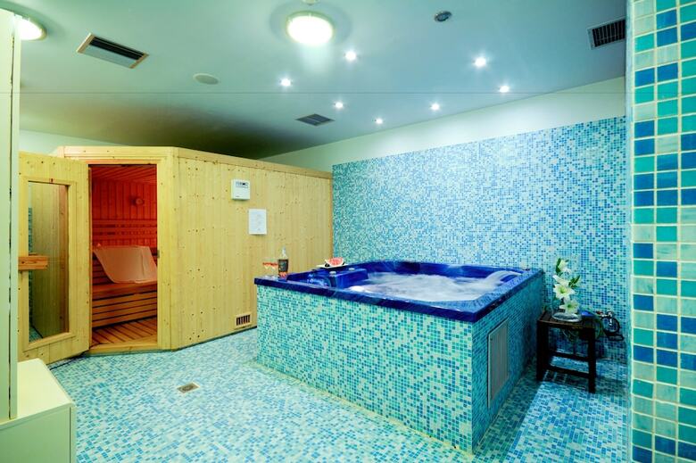 Aparthotel Polyastron Place Hotel & Spa