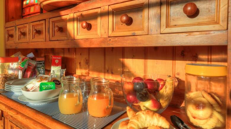 Ashdowns Of Dover Bed And Breakfast