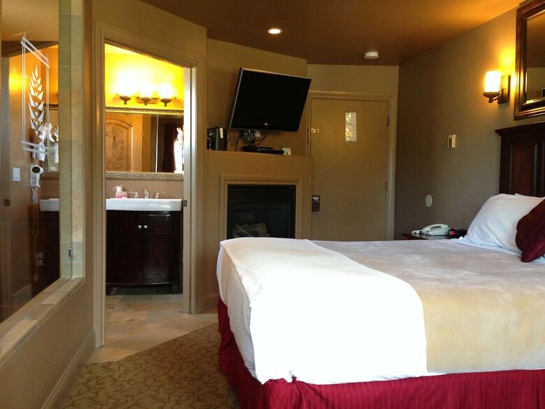 Hotel Secrets Inn Lake Tahoe
