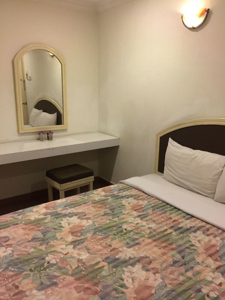 Ming Hotel