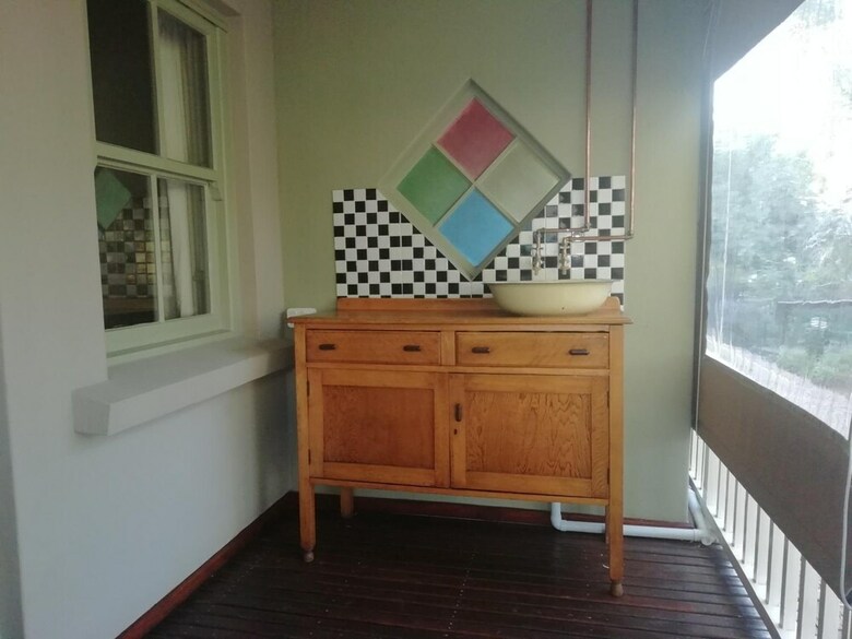 Hotel Housemartin Guest Lodge