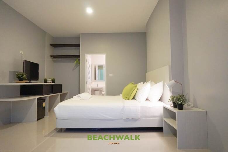 Hotel Beachwalk Jomtien