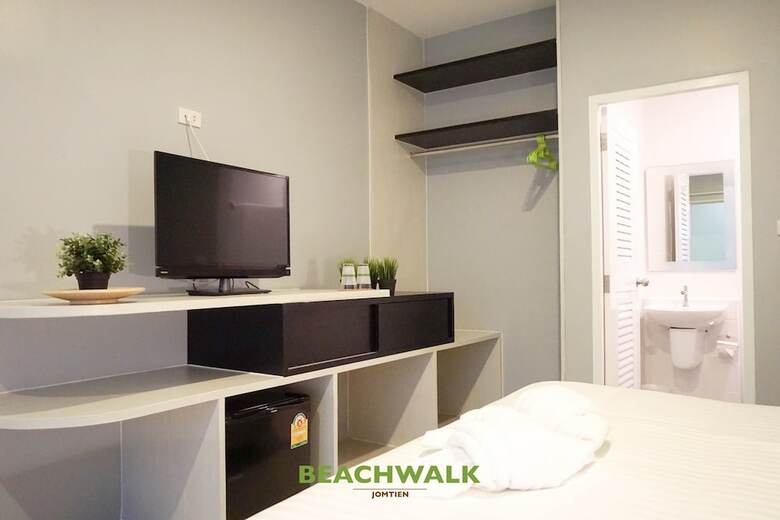 Hotel Beachwalk Jomtien