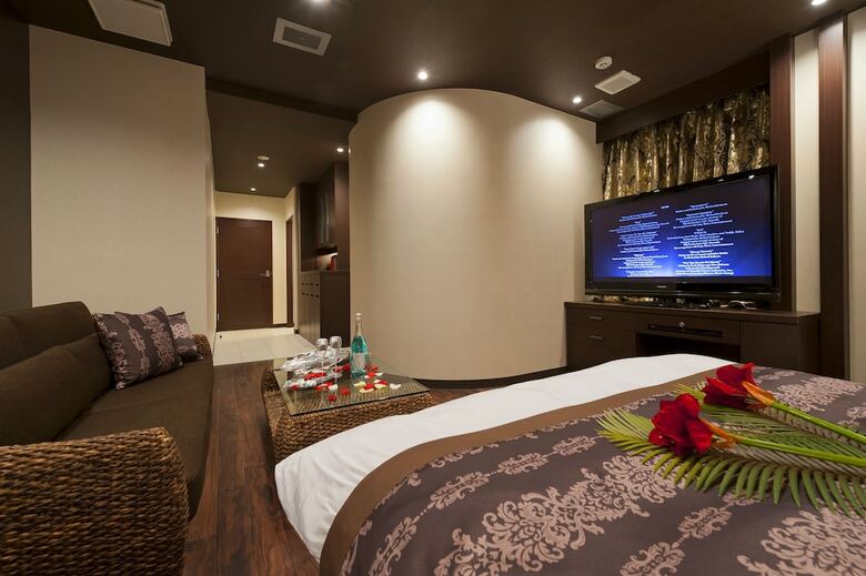 Hotel Myth-l-