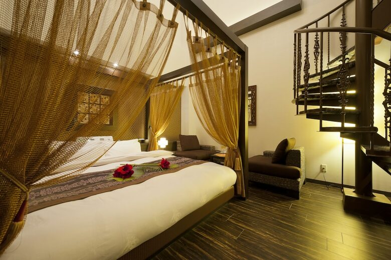 Hotel Myth-l-