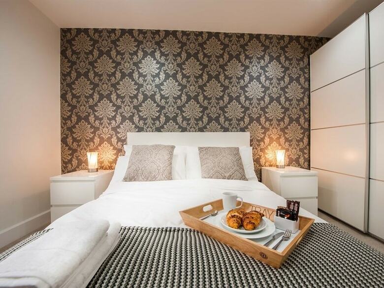 Apartamentos Deluxe Lets - Mayflower Court