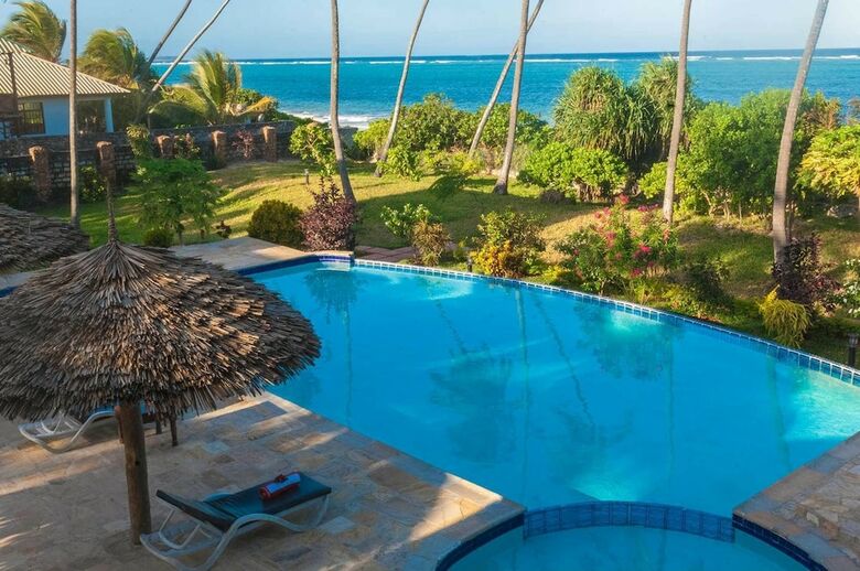 Hotel Zawadi Beach Villas