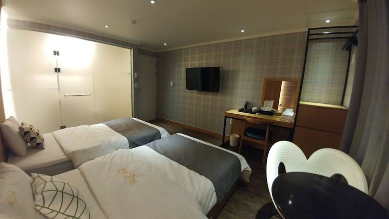 Hotel Tong Yeondong Jeju