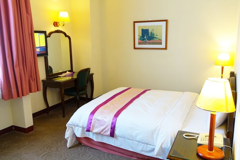 East Commercial Affairs Hotel