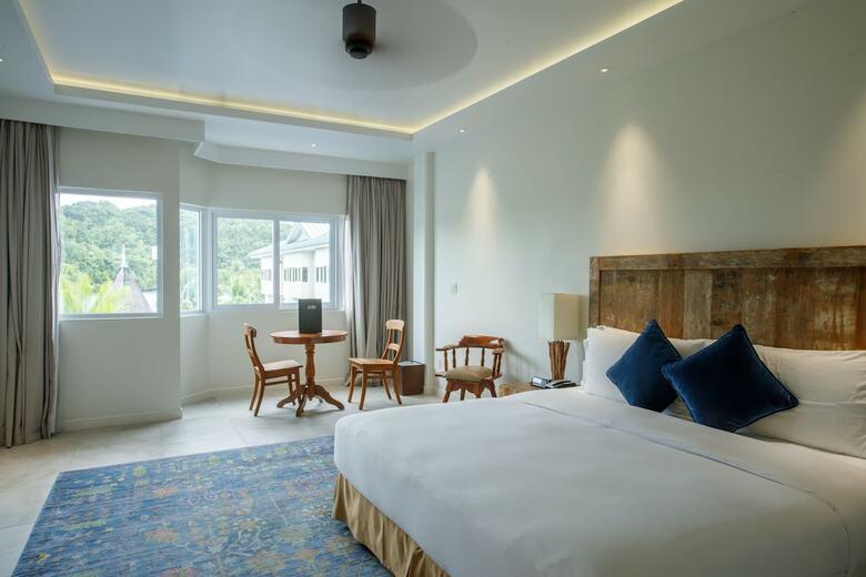 Hotel Cove Resort Palau