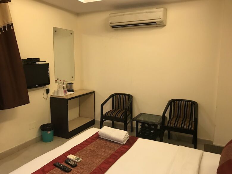 Hotel Nand Kartar Orchid Suites