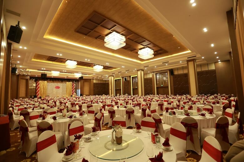 Muong Thanh Grand Con Cuong Hotel