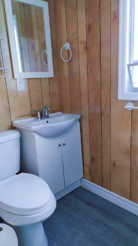Lunge Haven Cottages & Boating Club